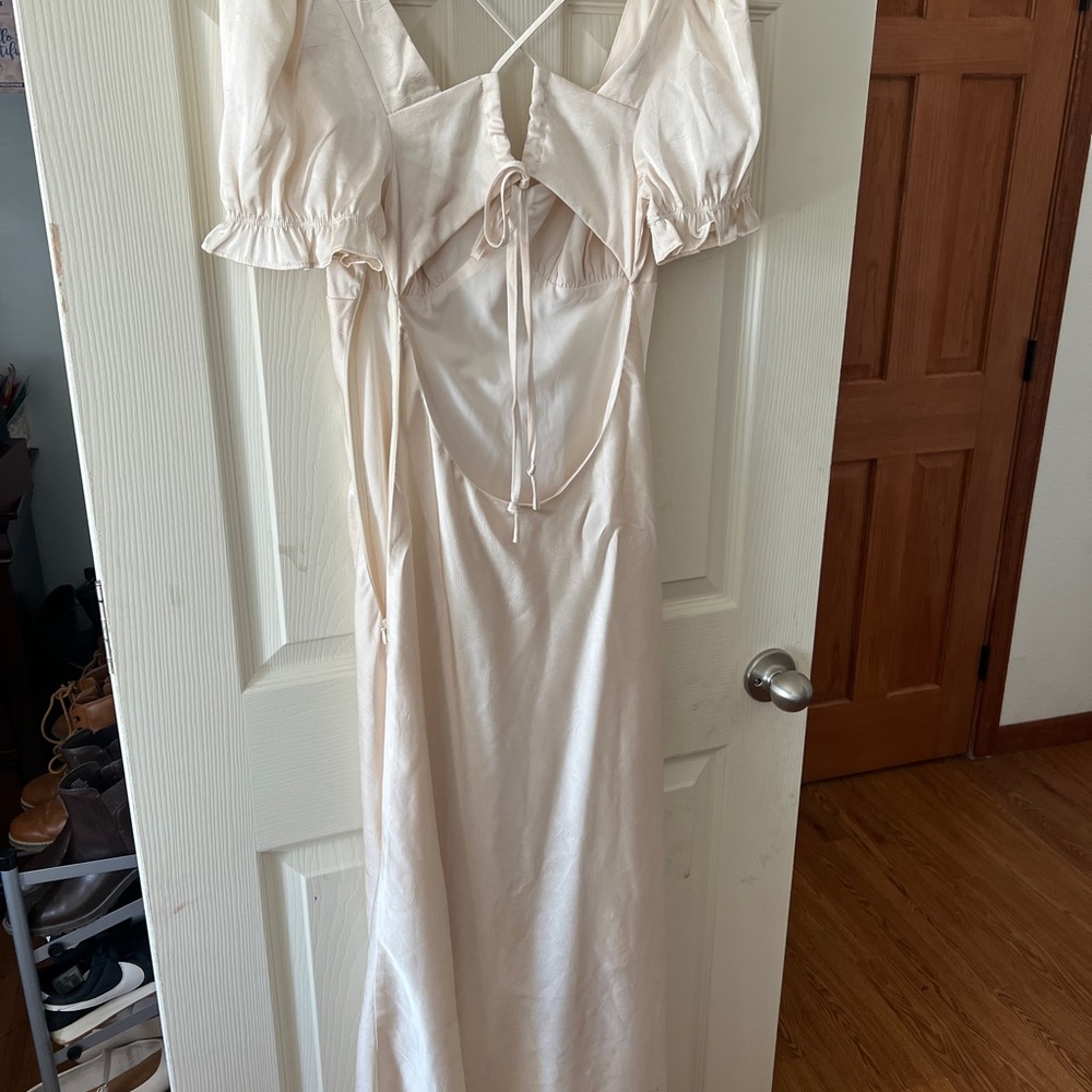 RIHOAS Cream Backless Women's Dress